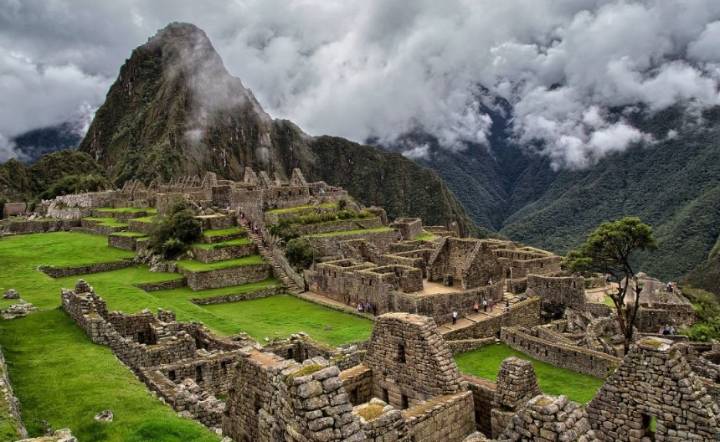 Machu Picchu en riesgo: advierten posible retiro del título de maravilla del mundo