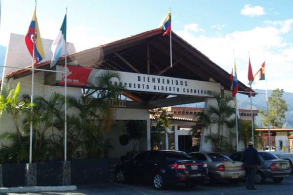 Empresarios en Mérida solicitan la creación de nuevas rutas aéreas y la apertura del aeropuerto local