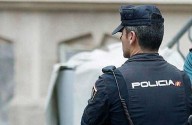 Queda con tres hombres a los que lleva a un descampado en su coche y le rompen la mandíbula