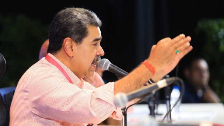 Venezuela tiene la doctrina de defensa más avanzada de América Latina y el Caribe, afirmó Maduro