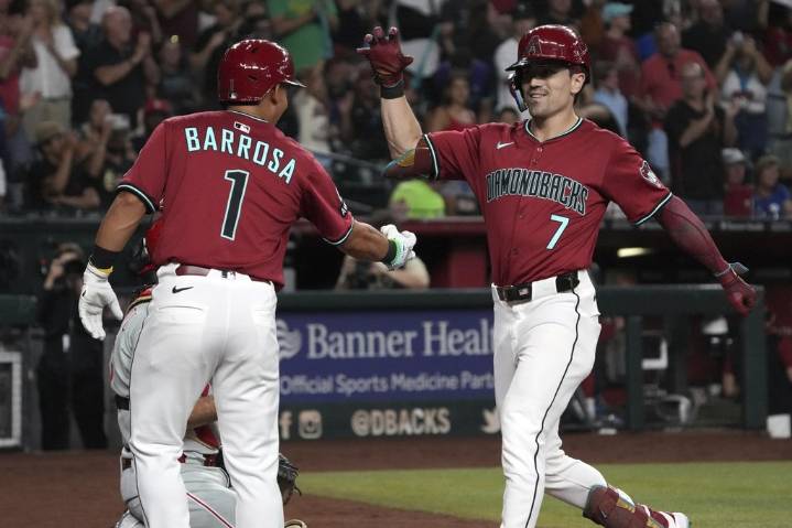 Corbin Carroll has 4 RBIs and Diamondbacks close in on NL wild card with 9-2 win over Phillies – Winnipeg Free Press