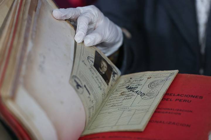 Cinco mil fichas de inmigrantes que llegaron a Perú ingresan al Registro Memoria de Unesco