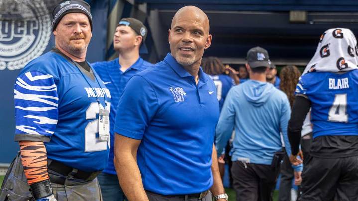 Memphis Tigers score rushing TD not seen since 1966