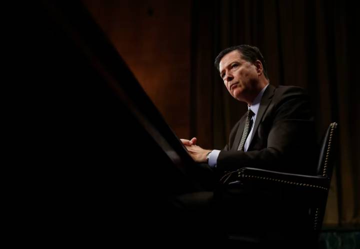 James Comey: del director del FBI a acusado por delitos federales en EE.UU.