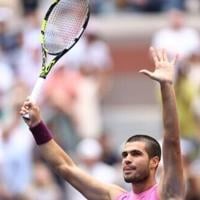 Alcaraz downs Djokovic to reach US Open final