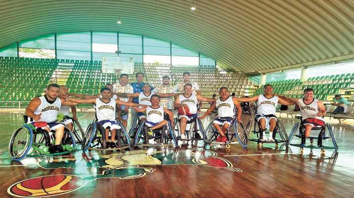 Destacan morelenses en Guerrero