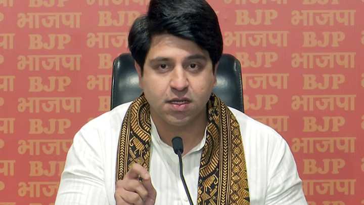 ‘Maa ka apman INDI alliance ki pehchaan’: Shehzad Poonawalla alleges fourth instance of abuse against PM Modi’s mother
