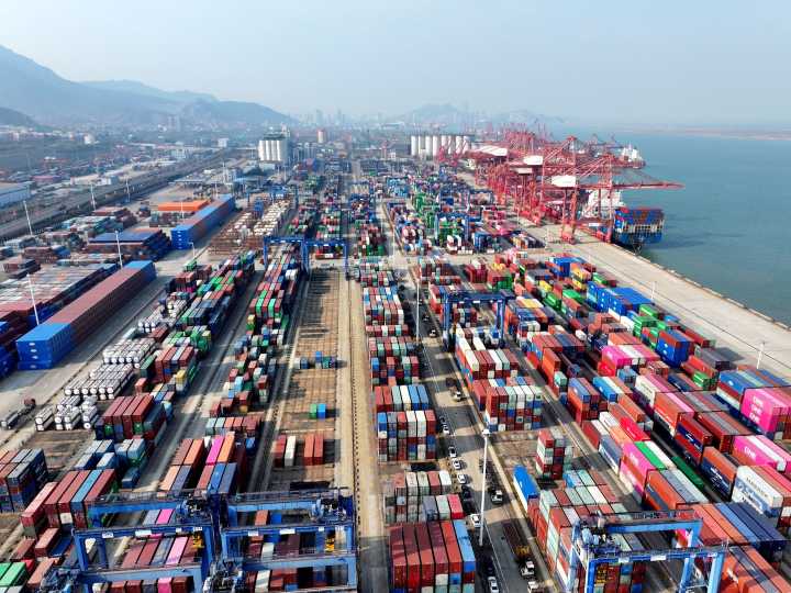 En la previa del a escalada del dólar, se importó más pero igual se alcanzó el mayor superávit comercial del año