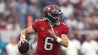 Bucs tie Texans on Baker Mayfield's TD pass, PAT