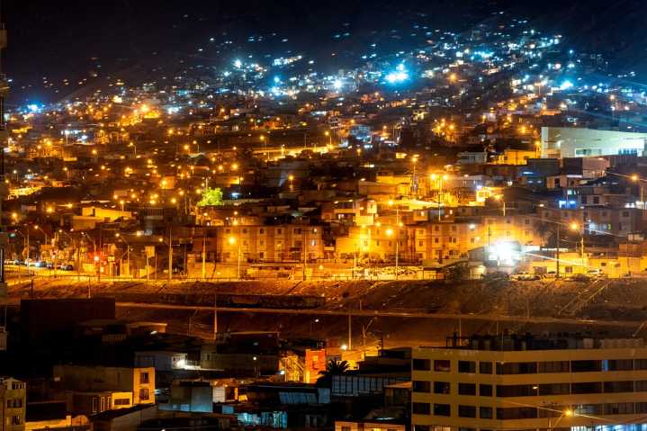 “La oscuridad es extremadamente frágil”: Quiere ver la luz de las estrellas