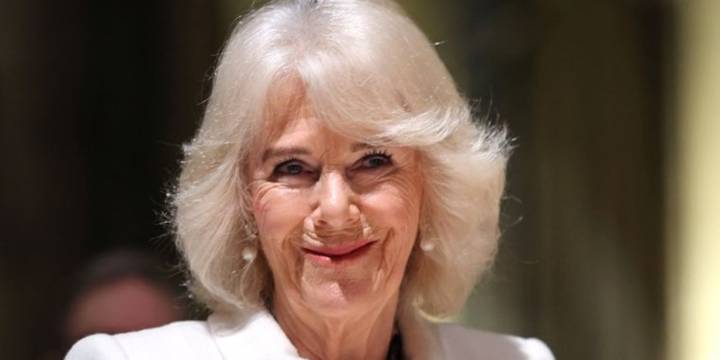 Un libro revela que la reina Camila sufrió un intento de agresión sexual cuando era adolescente