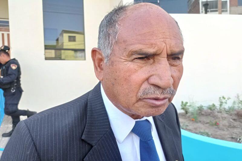 JNE ordena al Concejo de Characato que en sesión extraordinaria se debata suspensión de alcalde Ángel Linares