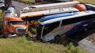 Carambola Entre Tráileres y 2 Autobuses de Pasajeros Deja 19 Lesionados en Aguascalientes