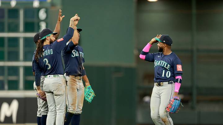 Seattle Mariners can clinch a spot in playoffs on Tuesday