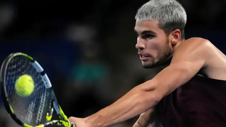 Carlos Alcaraz supera a Ruud y avanza a la final en Tokio