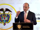 Oposición tapa el clientelismo de Carlos Camargo