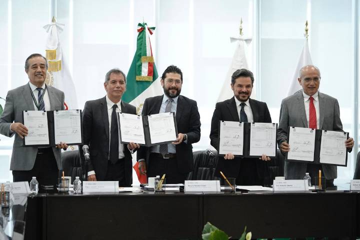Acuerdan IMSS y SNTSS incremento salarial del 8.1% y mejora de prestaciones
