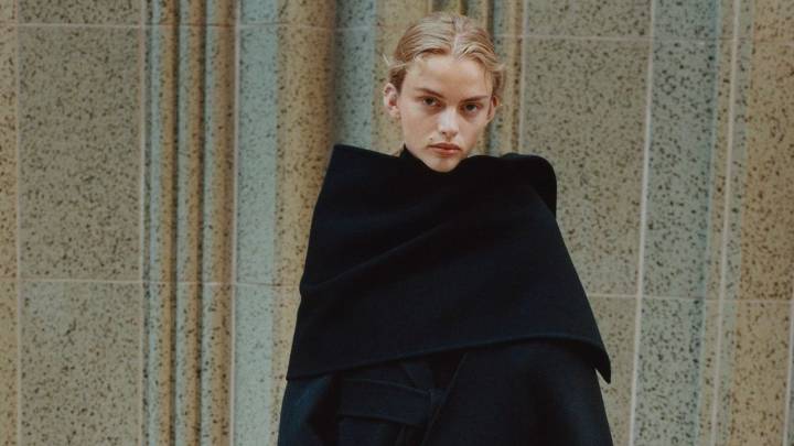 The Scarf Coat Is Back and Better Than Ever for Fall