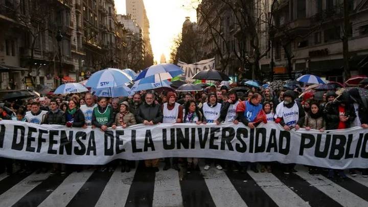 En respuesta al veto de Javier Milei, la comunidad educativa encabezará la tercera Marcha Federal Universitaria