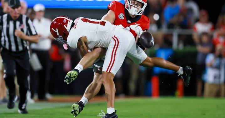 Georgia falls to Alabama, breaking home win streak
