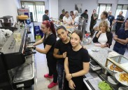 Los héroes invisibles de la feria