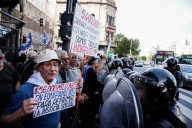 Los jubilados y el sindicalismo combativo marchan desde el Congreso a Plaza de Mayo