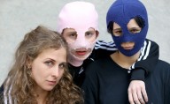 Integrantes de Pussy Riot son sentenciadas a 13 años de prisión en ausencia por protestar contra la guerra en Ucrania