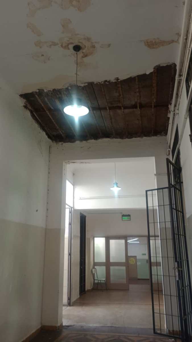 Video: los daños que dejó la tormenta en una histórica escuela de Godoy Cruz