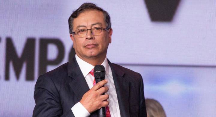 Gustavo Petro culpa a mafias internacionales del asesinato de reguetoneros colombianos en México