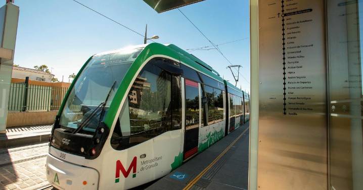 La Junta inicia la planificación de las futuras ampliaciones del Metro de Granada con la licitación del Plan Director