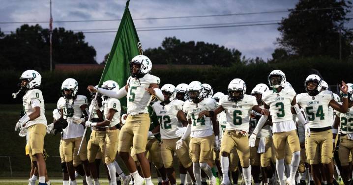 Smith Golden Eagles football vs Western Guilford score