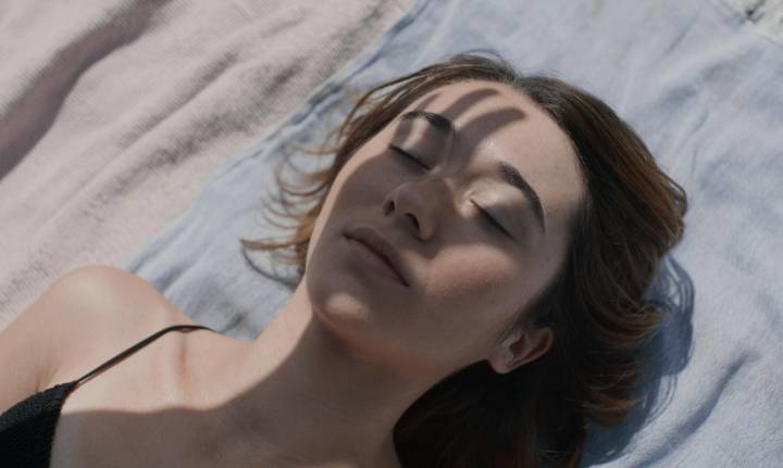 Lucía Aleñar y Zoe Stein estrenan en el Festival de Toronto el largometraje ‘Forastera’