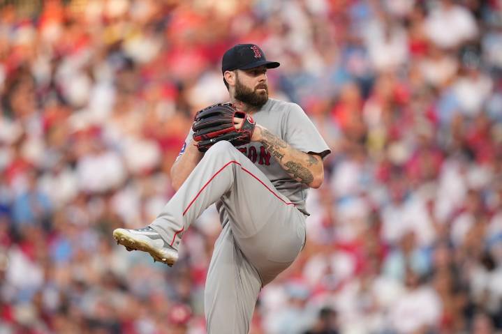 Lucas Giolito injury: Social media reacts to Red Sox pitcher being left off roster