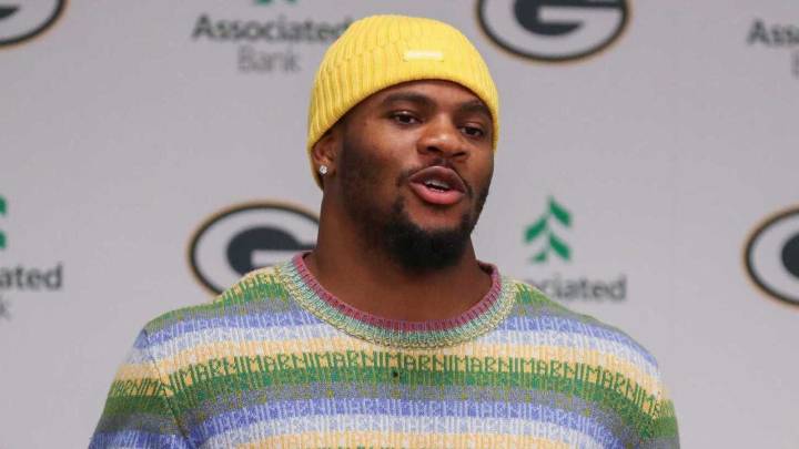 Cowboys' Jones addresses narratives about trading Parsons
