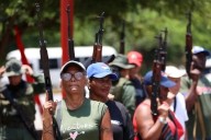 Entrena Venezuela a civiles ante posible ataque de EU