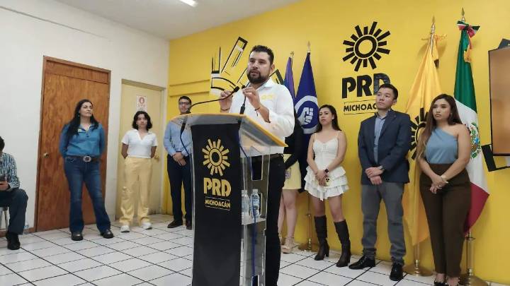 Dirigente del PRDM “mete las manos al fuego” por edil de Jiquilpan, pero no por su secretario aprehendido