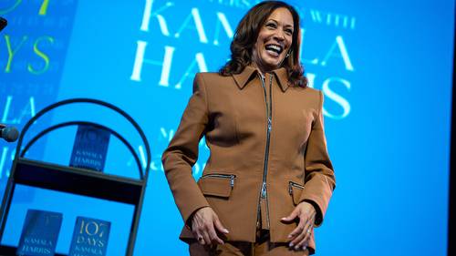 Former Vice President Kamala Harris makes stop in Los Angeles as part of '107 Days' book tour