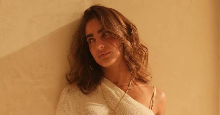 ¿Quién es Isabella Ladera? Edad, estatura, país de origen...