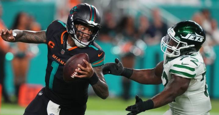 Miami Dolphins pierde a Tyreek Hill, pero consigue su primera victoria de la temporada ante los New York Jets