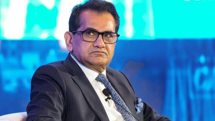 'Trump's $100,000 H-1B Fee Will Choke US Innovation, Turbocharge India's', Says Amitabh Kant