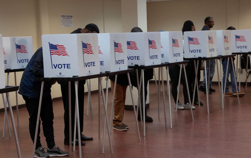 US Justice Dept considers handing over voter roll data for criminal probes, documents show