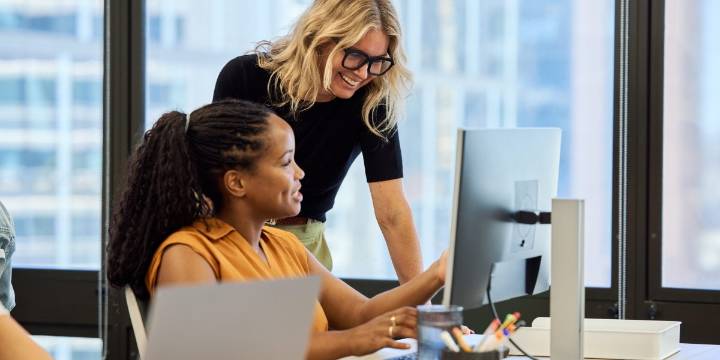 Gen Z college grads are flocking to Texas and Florida where companies 'overwhelmingly' relocate