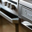 Optimiza tu consumo eléctrico en Canarias el sábado y paga menos por la luz