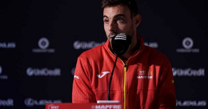 Marcel Granollers se cae de la Copa Davis de Marbella por lesión