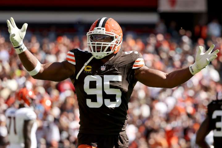 FanDuel promo code rewards $300 in bonuses for Browns vs. Ravens & Jaguars vs. Bengals today