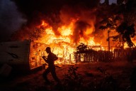 Quick-moving wildfire scorches historic California gold mining town, burning multiple homes