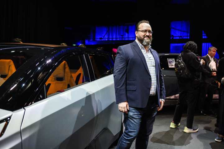 Canada needs a domestic carmaker of its own, head of auto