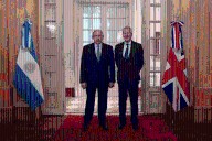 David Cairns asumió como el nuevo embajador británico en la Argentina