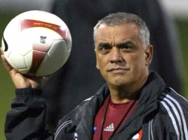 Richard Páez asegura estar “vidente y a la orden” para dirigir nuevamente a la Vinotinto