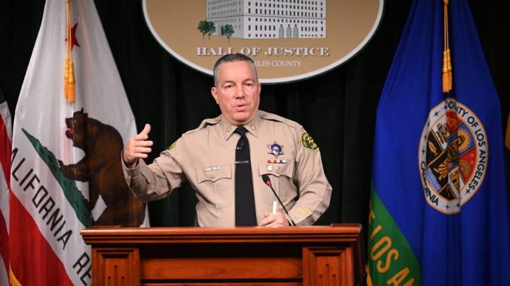 Deputies' organization backs Villanueva in 2026 race for sheriff